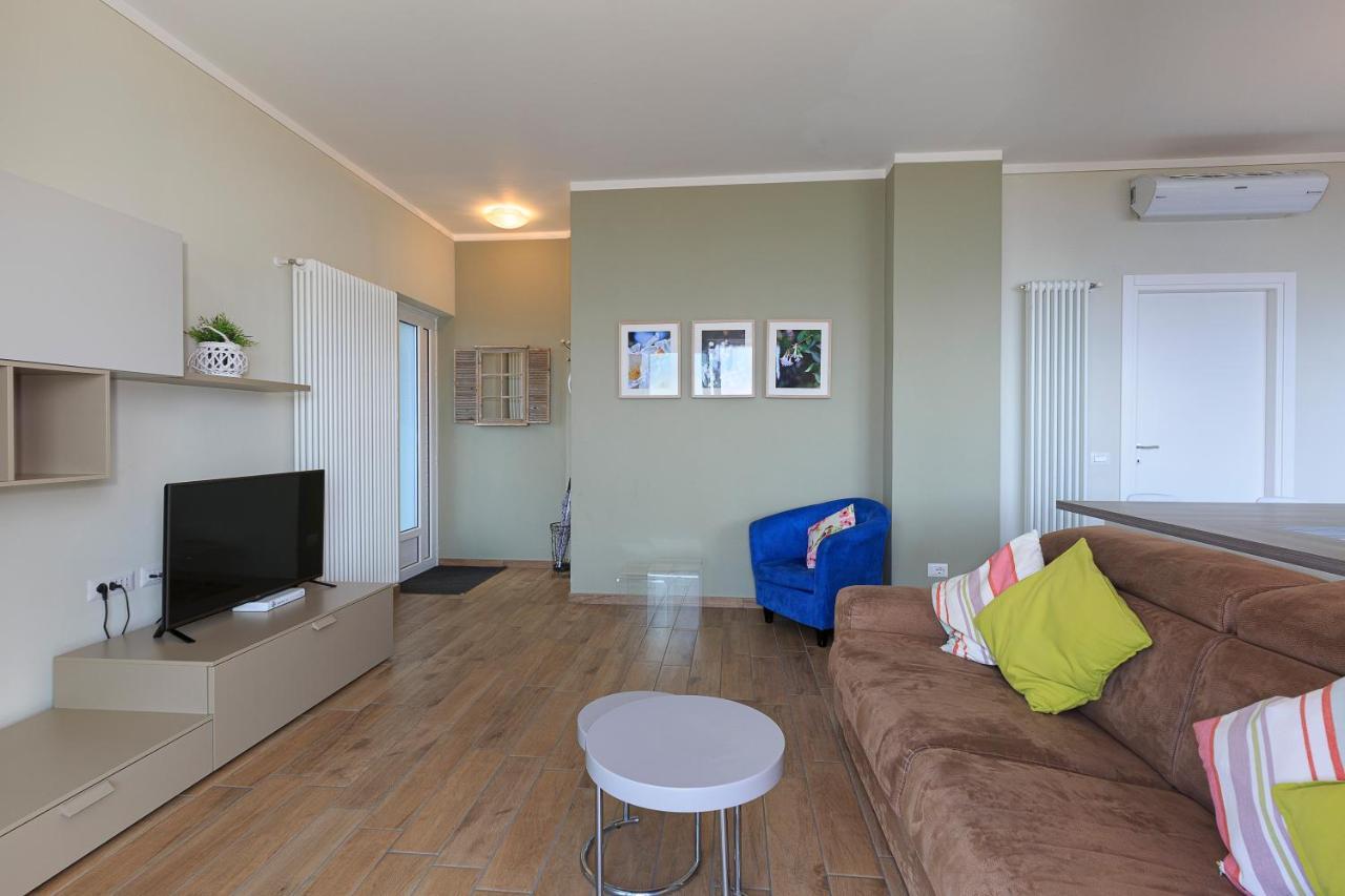 Bellavista Apartments - By Impero House Levo Extérieur photo